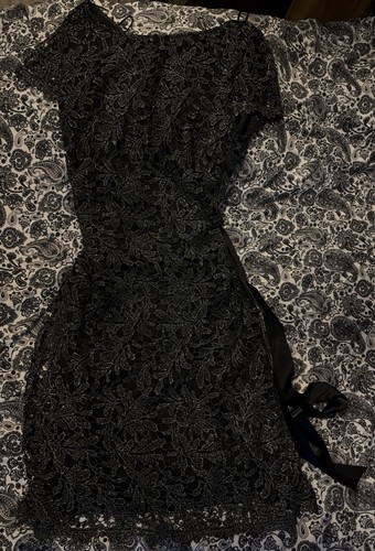 Spitzenkleid der farbe - spitzenkleid,